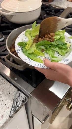 Timestamped asmr night routine productive 5-9 aesthetic #nightroutine #asmrsounds #cleantok #dailyvlog #grwm @HYDROJUG @From Our Place @Longchamp @laneige_us @SK-II @Kiehl's Since 1851 day in my life vlogs, cook with me, clean with me, day in my life inspo, satisfying asmr tiktok vlogs, get ready with me for bed, clean girl aesthetic | Elaina