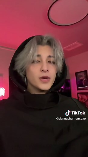 Closet Cosplay of Death - Costume Ideas and Inspiration