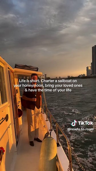 📍Rosie Boat Charters, Gold Coast All we wanted following our wedding day was to be surrounded by our family from all over the world. For our last night together, we wanted to give them the experience of a lifetime — a private chartered boat through the Gold Coast. That’s when we found Tamara, Rowan and Rosie Boat Charters. Rosie’s story begins in 1960, when she was crafted from New Zealand Kauri timber. She was a survey vessel, navigating Port Phillip Bay and charting underwater vessels. Origin