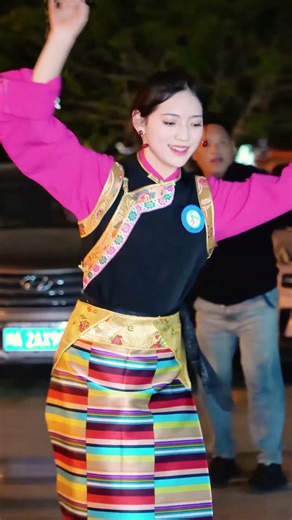 美丽藏族姑娘措姆🌹Tibetan dance 💖 tibetan guozhuang dance💖tibetan song💖