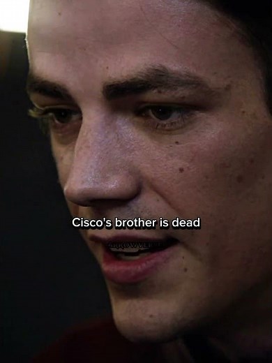 Oliver fixes Barry's Flashpoint error #shorts