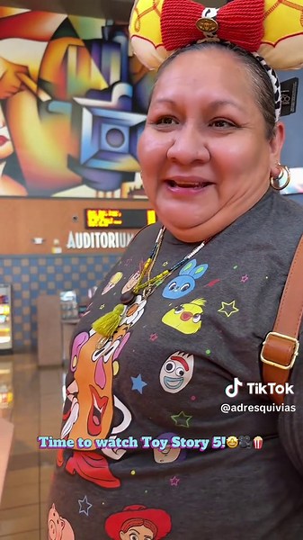 Such a cute movie we absolutely loved it!!🥰🤩😊🩵❤️💛🍿🎥 @mommaolieee @Disney @Pixar #fyp #toystory5 #movietheater #familytime #vlog