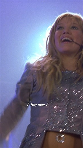 Say Buonasera to Lizzie McGuire!