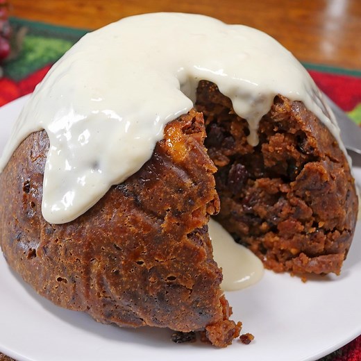 6.3K views · 72 reactions | Be festive with this slow cooker Christmas pudding  Recipe: https://slowcookingperfected.com/slow-cooker-christmas-pudding/ | Slow Cooking Perfected | Facebook