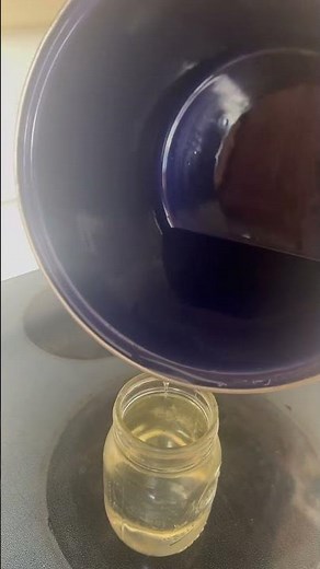 Spring Feeding Time: Helping the Bees Thrive #bee #beekeeping