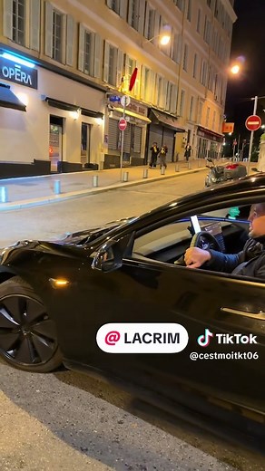 Lacrim: Combien et Qui - L'Opéra de Nice
