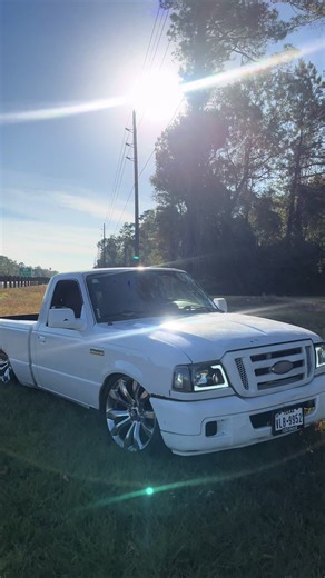 Customized Truck Sound Systems on the Streets