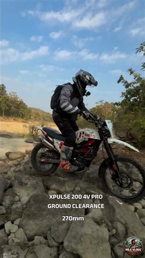 Xpulse 200 4v STANDARD VS PRO | GROUND CLEARANCE