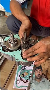 bs6 Splendor men chamber gearbox fitting full process | 🏍️🛠️ #automobile #engine #shorts