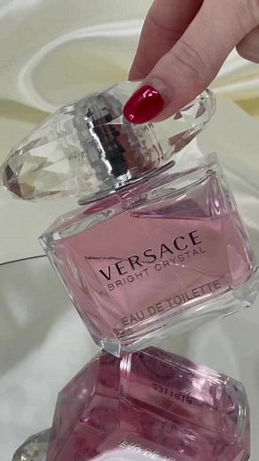 35K views · 100 reactions | Give the gift of timeless elegance this Mother’s Day with Versace Bright Crystal fragrance Treat her to the captivating scent of luxury and receive a complimentary Versace folding bag with every purchase of the Versace Crystal Collection 50ml or above! A fragrance as extraordinary as she is, make her day truly special Shop now✨: https://buff.ly/49z0hBG #Versace #Versacefragance #mothersday | Superdrug | Facebook