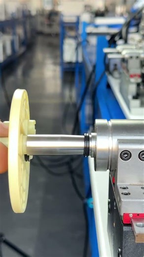 The bolder the people, the greater the output of the machines. #SealingRingAutomation