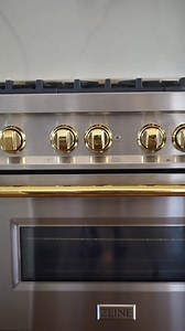 The ZLINE Autograph Edition combines industry-leading performance with a personalized touch, bringing unparalleled style and elegance to the center of your home. | ZLINE Kitchen and Bath