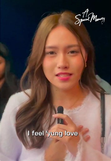 𝗦𝗢 𝗠𝗨𝗖𝗛 𝗟𝗢𝗩𝗘 𝗙𝗢𝗥 𝗧𝗛𝗜𝗦 𝗙𝗜𝗟𝗠! 𝗛𝗔𝗡𝗗𝗦 𝗨𝗣 𝗦𝗔 𝗠𝗚𝗔 𝗡𝗔𝗚𝗠𝗔𝗠𝗔𝗛𝗔𝗟! Buong Pilipinas na ang makakapanood ng 𝗕𝗘𝗟𝗔-𝗖𝗔𝗥𝗟𝗢 reunion sa sinehan dahil 𝗠𝗔𝗦 𝗣𝗜𝗡𝗔𝗠𝗨𝗥𝗔 𝗡𝗔 𝗔𝗡𝗚 𝗦𝗜𝗡𝗘! Tara! Bili tayo ticket and watch #ASpecialMemoryMovie 𝗡𝗢𝗪 𝗦𝗛𝗢𝗪𝗜𝗡𝗚 𝗘𝘅𝗰𝗹𝘂𝘀𝗶𝘃𝗲𝗹𝘆 𝗜𝗻 𝗖𝗶𝗻𝗲𝗺𝗮𝘀! Written by National artist for Film and Broadcast Arts, Ricky Lee. A film by Jerry Lopez Sineneng!