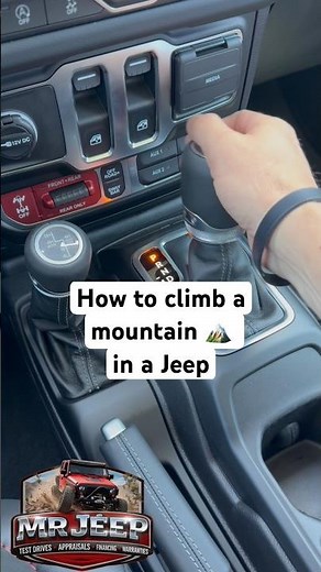 Mr Jeep teaches us how to use 4 wheel drive 🦆 #jeep #jeeplife #tutorial #viral #fyp