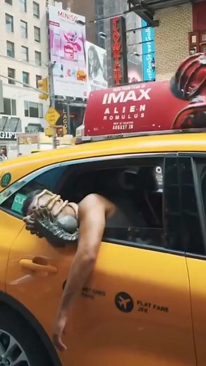 Facehuggers and chestbursters have taken over NYC! Alien: Romulus is landing in cinemas on 15 August onwards! #Alien #AlienRomulus #Xenomorph #Facehugger #Chestburster | Geek Culture