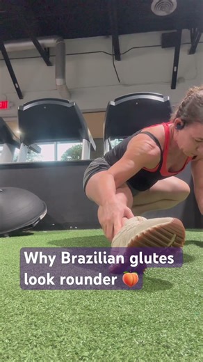 Mobility + activation = round glutes #glutes #gluteworkouts #motivation #fitover40