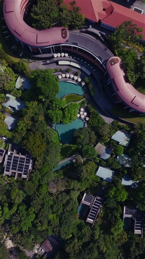 Where nature soothes, heritage inspires, and every detail is crafted for your comfort — welcome to Capella Singapore - Sentosa Island, Singapore. #CapellaHotels #CapellaSingapore | Capella Singapore - Sentosa Island, Singapore