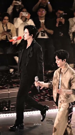 走路时腰部如何正确发力？关键点全解析👉How to Properly Use Your Waist Power When Walking | Key Tips Explained #刘宇宁 #星光大赏