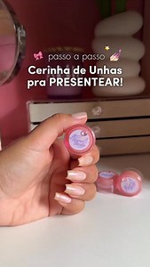Passo a passo da Cerinha de unhas e cutículas mais amada desse Instagram 💅🏻✨ Caixa com Batons manteiga de cacau com própolis, amooo: id: CL5QPF-95XG #OMelhorDaBeleza #MercadoLivreModa #unhas #manicure #cerinhadeunhas @mercadolivremoda | Clube das Rapunzéis
