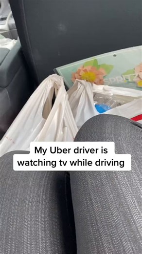 This woman was taking an Uber home when she noticed whenever she asked him something, he ignored her. She happens to look up and see that he’s watching a tv show in his car.She doesn’t feel safe riding as he isn’t clearly paying attention, he’s already made some questionable maneuvers because he was distracted.If you were in a car with someone this distracted and was missing stops, would you end the ride and get another way home?