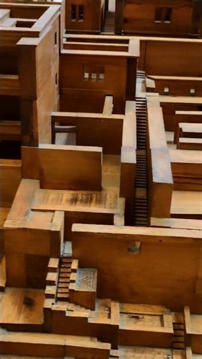 The Labyrinth of Knossos