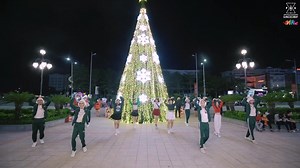 Santa claus is coming to town 🎄 (Choreography: P.A.S Dance Crew)