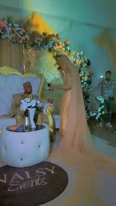 76K views · 1.5K reactions | Dea 3 places I will allow d bride show her dancing skills 1 the entrance 2 couple dance 3 the cake section | EbiraWedding/More | Facebook