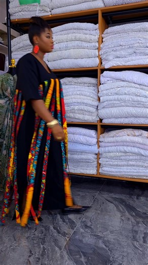 Contact #fabricsby_torri on 0553838163 or 0247050858 Fabrics: Crepe:45/yard Afriacan Print(Hollantex): 40gh/yard Loc: Sakumono Eatate Google map: Kokateh Enterprise #styleinspo #casual #richauntyvibes #party