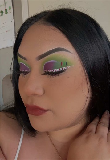 buzz light year 💜💚 pt. 2 of Disney characters 💗 #mua #makeup #toystory ##buzzlightyear #foryoupage #parati #fyp