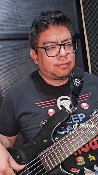 Cumbia Alienígena: Dios de la Cumbia Insulini