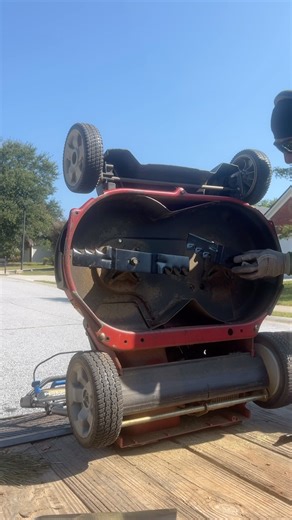 I THOUGHT IT WAS JUST A SIMPLE CHANGE AN GO #torotimemaster #lawncarelife #toromowers #lessonlearned | Grass kicking landscaping