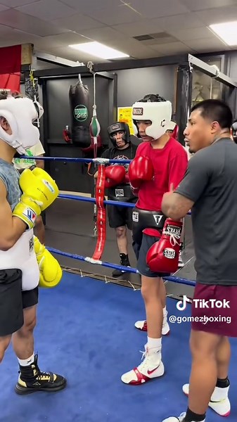 FOLLOW US FOR MORE BOXING CONTENT , BOXING TRAINING TIPS 🔥& OUR BOXING JOURNEY TO TAKING OVER THE SPORT SO BECOME PART OF THE GB MOVEMENT ‼️COACH: @ALMIGHTY 🦍🇲🇽💸🇺🇸 #Boxing #BoxingTraining #boxingcoach #boxinggym #boxingnews