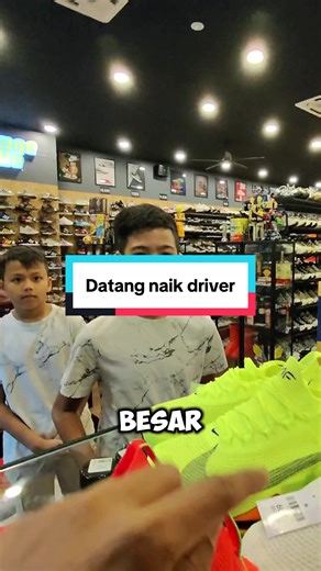 Serious: Adik Naik Driver ke W Vintage Bundle