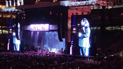 LLTBP: Sharpest Lives Concert at MetLife Stadium