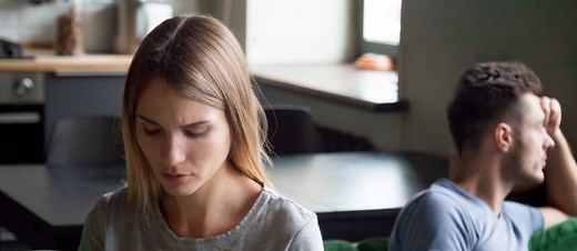 25 Red Flags in a Relationship You Should Take Seriously