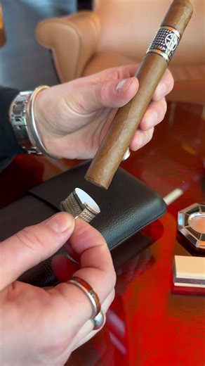 #asmr lighting using our beautiful HALO cutter 😍 at the Emory in London