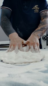 Need to plan your dough proving time? It's easy thanks to the recipes created by Alex Zanardo from the historic bakery Panificio La Spiga D'oro Srl. The Ilsa retarder prover provides pre-set programmes for managing the proving of bread, pizza, brioches, breakfast products, large leavened products and special doughs. The built-in recipe book simplifies the workflow: there is no longer any need to set manual parameters and the dough is ready at the desired time, avoiding night-time work. Discover 