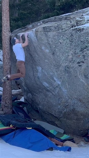 cage free V10/11 #climbing #colorado