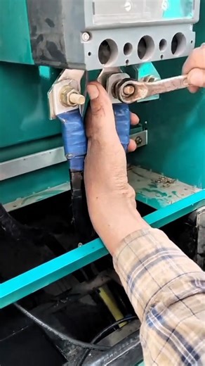 three phase ka generator kar rha hai Connection #ytshorts #electrical #viral