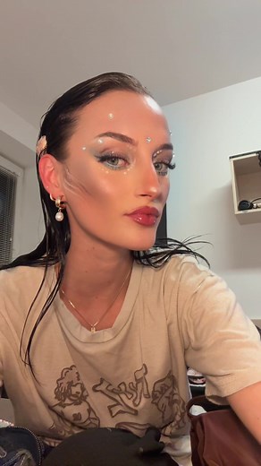 Office siren makeup🧜‍♀️ #fyp #helloween #makeuptutorial