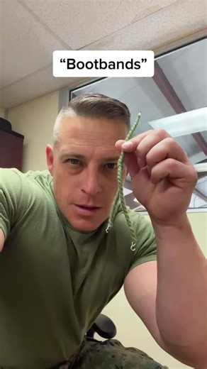 Proper Boot Band and Blousing Techniques for Marines