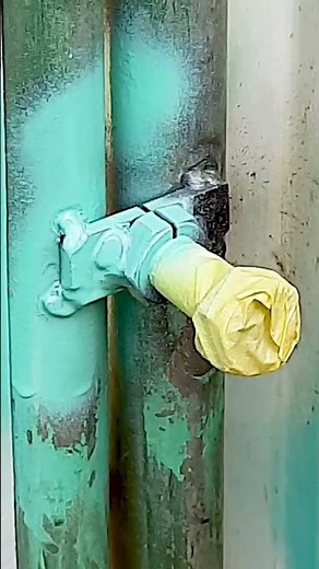 Metal door / gate latch design ideas #diy #satisfying #diyprojects