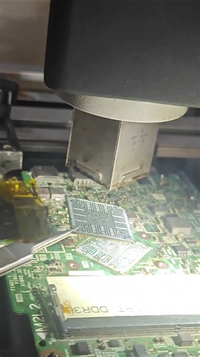 Laptop Processor Removal 🔥 | BGA Machine Chip Level Repair #Shorts