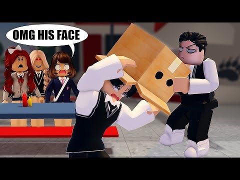 👉 Boy won't show face in school | Ep 1 + 2 | Doo Roblox TV