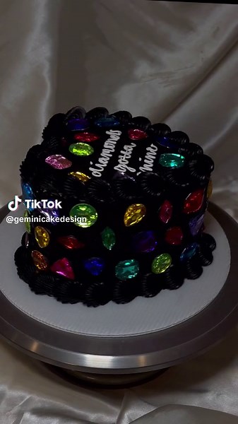 Taylor Swift Bejeweled Cake Design Ideas