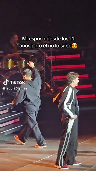 Mi bandana man💜😍 @JAMES MASLOW @Big Time Rush #bigtimerush #jamesmas #movistararena #bogotácolombia