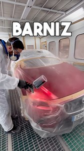 El color 46V de Mazda es muy técnico y requiere cuidado al difuminar para evitar marcas. En este vídeo te damos las claves para lograr un acabado uniforme, con una integración perfecta y la tonalidad exacta. ¡No te lo pierdas! 👍🏻 | Pintando Coches Alberto