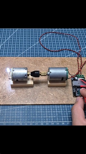 DIY Mini Generator Science Project ⚡ #diy #motor #shorts