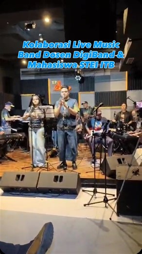 STEI ITB | Kuliah di ITB itu bukan cuma tentang ruang kelas dan teori. Di sini, kolaborasi lintas peran jadi bagian dari proses belajar. Mahasiswa... | Instagram