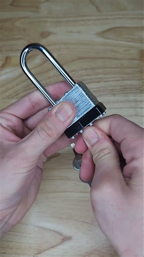Opening lock with nail file #lockpicking #diy #edc